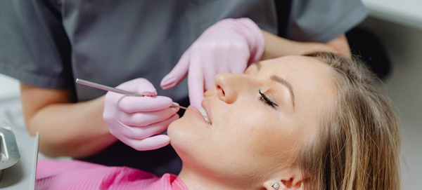 Kāpēc svarīgi ir regulāri veikt mutes dobuma check-up